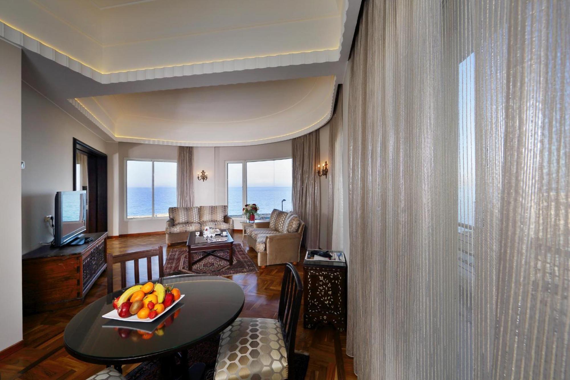 Warwick Palm Beach Hotel Bejrút Pokoj fotografie
